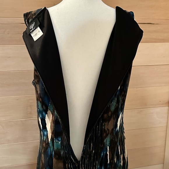 Libra Dress, SIZE LARGE, multicolour, some stretching, ruching, sleeveless - Picture 4 of 9